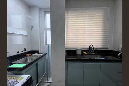Cozinha e Área de Serviço de apartamento para alugar com 2 quartos, 68m² em Manacás, Belo Horizonte