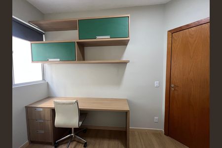 Quarto 1 de apartamento para alugar com 2 quartos, 68m² em Manacás, Belo Horizonte