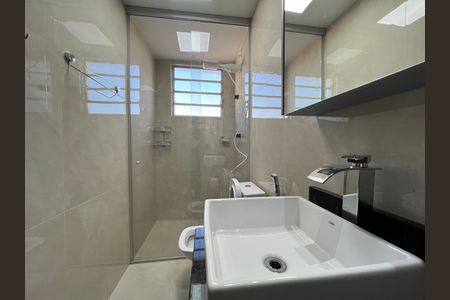 Banheiro Social de apartamento para alugar com 2 quartos, 68m² em Manacás, Belo Horizonte