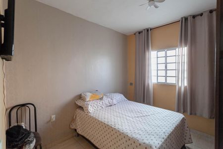 Casa à venda com 290m², 3 quartos e 6 vagas Casa à venda com 290m², 3 quartos e 6 vagasQuarto 3