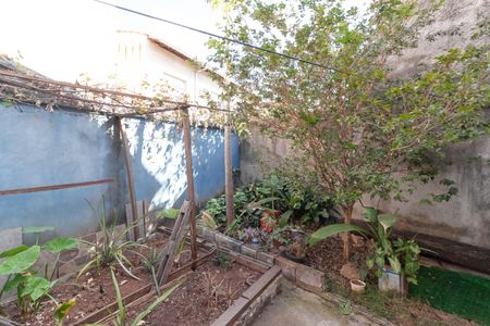 Casa à venda com 290m², 3 quartos e 6 vagas Casa à venda com 290m², 3 quartos e 6 vagasQuintal