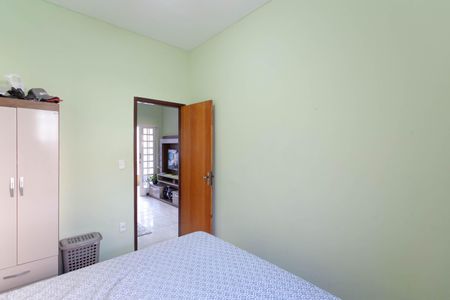 Casa à venda com 290m², 3 quartos e 6 vagas Casa à venda com 290m², 3 quartos e 6 vagasQuarto 1