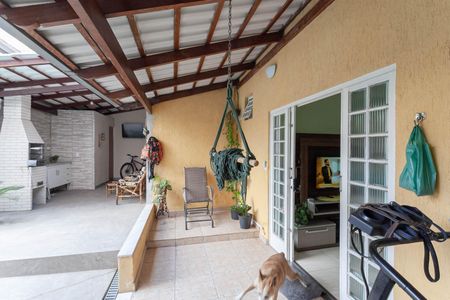Varanda de casa à venda com 3 quartos, 290m² em Pedra Azul, Contagem
