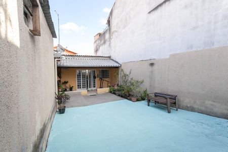 Casa à venda com 290m², 3 quartos e 6 vagas Casa à venda com 290m², 3 quartos e 6 vagasFachada