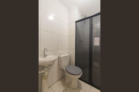 Banheiro de apartamento para alugar com 2 quartos, 41m² em Neves, São Gonçalo