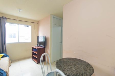 Sala de apartamento para alugar com 2 quartos, 41m² em Neves, São Gonçalo