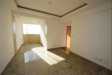 Apartamento à venda com 247m², 5 quartos e 4 vagas Apartamento à venda com 247m², 5 quartos e 4 vagasSala