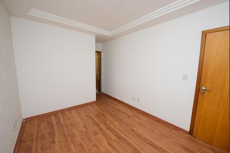 Apartamento à venda com 247m², 5 quartos e 4 vagas Apartamento à venda com 247m², 5 quartos e 4 vagasSuíte 2