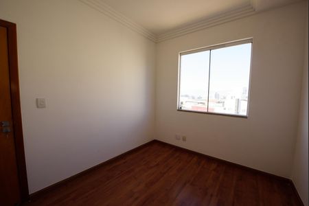 Apartamento à venda com 247m², 5 quartos e 4 vagas Apartamento à venda com 247m², 5 quartos e 4 vagasQuarto 1