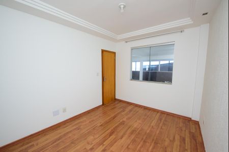 Apartamento à venda com 247m², 5 quartos e 4 vagas Apartamento à venda com 247m², 5 quartos e 4 vagasSuíte 2
