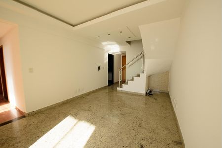 Apartamento à venda com 247m², 5 quartos e 4 vagas Apartamento à venda com 247m², 5 quartos e 4 vagasSala