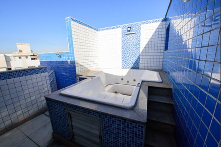 Apartamento à venda com 247m², 5 quartos e 4 vagas Apartamento à venda com 247m², 5 quartos e 4 vagascobertura