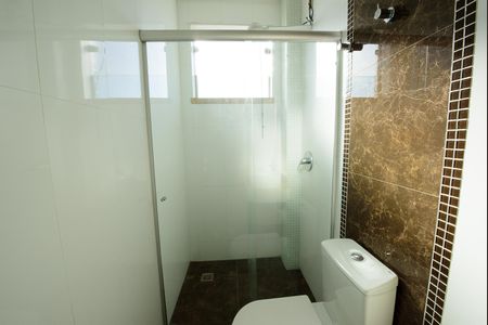 Apartamento à venda com 247m², 5 quartos e 4 vagas Apartamento à venda com 247m², 5 quartos e 4 vagasBanheiro 2