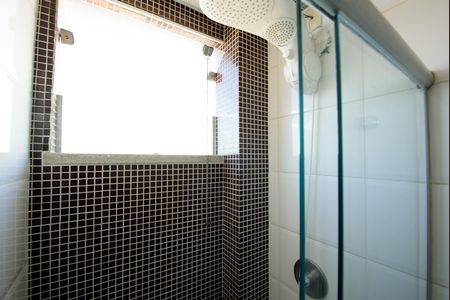 Apartamento à venda com 247m², 5 quartos e 4 vagas Apartamento à venda com 247m², 5 quartos e 4 vagasBanheiro da Suíte 1