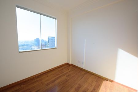 Apartamento à venda com 247m², 5 quartos e 4 vagas Apartamento à venda com 247m², 5 quartos e 4 vagasQuarto 3