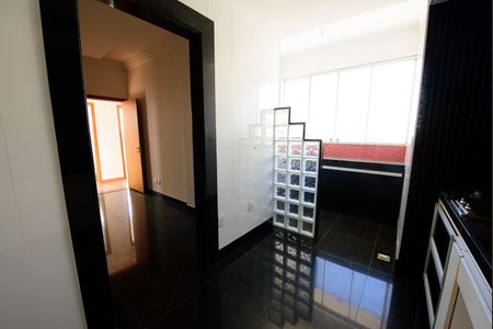 Apartamento à venda com 247m², 5 quartos e 4 vagas