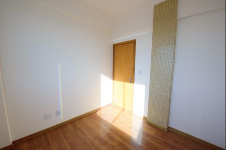 Apartamento à venda com 247m², 5 quartos e 4 vagas Apartamento à venda com 247m², 5 quartos e 4 vagasQuarto 3