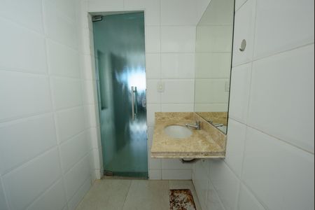 Apartamento à venda com 247m², 5 quartos e 4 vagas Apartamento à venda com 247m², 5 quartos e 4 vagasBanheiro 4