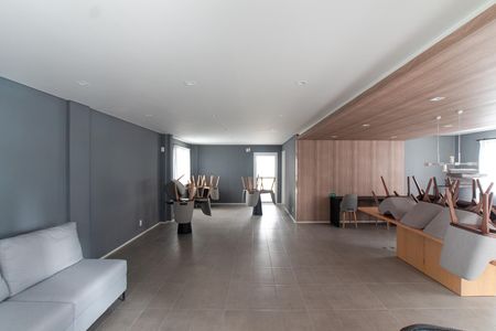 Apartamento à venda com 47m², 2 quartos e 1 vaga Apartamento à venda com 47m², 2 quartos e 1 vagaÁrea comum - Salão de festas