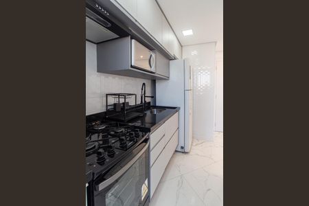 Apartamento à venda com 47m², 2 quartos e 1 vaga Apartamento à venda com 47m², 2 quartos e 1 vagaCozinha e Área de Serviço