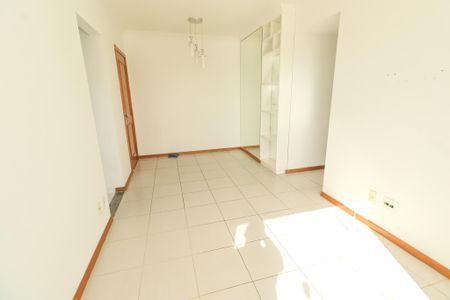 Apartamento para alugar com 65m², 2 quartos e 1 vaga