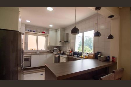 Casa à venda com 4 quartos, 230m² em Brooklin, São Paulo