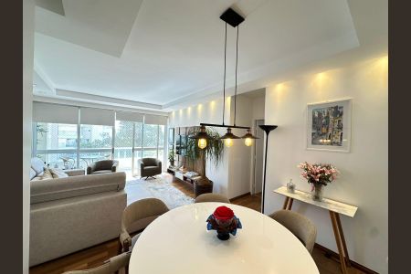 Apartamento à venda com 114m², 3 quartos e 3 vagas
