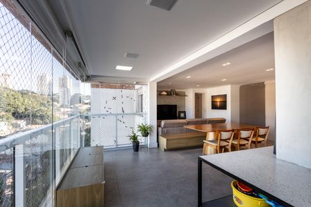 Varanda de apartamento à venda com 3 quartos, 130m² em Vila Ipojuca, São Paulo