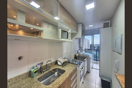 Cozinha de apartamento para alugar com 2 quartos, 70m² em Barra Olímpica, Rio de Janeiro