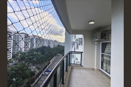 Apartamento para alugar com 70m², 2 quartos e 1 vaga Apartamento para alugar com 70m², 2 quartos e 1 vagaVaranda - Sala