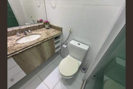 Apartamento para alugar com 70m², 2 quartos e 1 vaga Apartamento para alugar com 70m², 2 quartos e 1 vagaBanheiro Suite