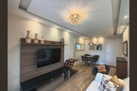Sala de apartamento para alugar com 2 quartos, 70m² em Barra Olímpica, Rio de Janeiro