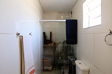 Casa para alugar com 300m², 3 quartos e 1 vaga Casa para alugar com 300m², 3 quartos e 1 vagaBanheiro da Suíte