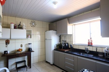 Casa para alugar com 300m², 3 quartos e 1 vaga Casa para alugar com 300m², 3 quartos e 1 vagaCozinha e Área de Serviço