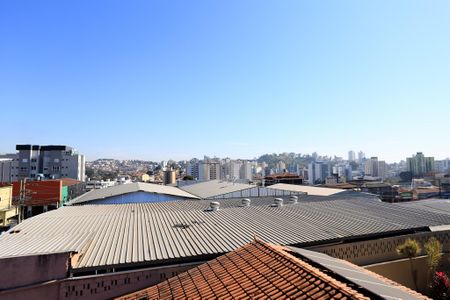 Vista da Varanda de casa para alugar com 3 quartos, 300m² em Ipiranga, Belo Horizonte