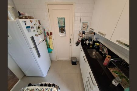 Cozinha de apartamento à venda com 2 quartos, 72m² em Flamengo, Rio de Janeiro