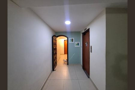 Hall de entrada de apartamento à venda com 2 quartos, 72m² em Flamengo, Rio de Janeiro