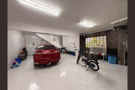 Garagem de casa à venda com 4 quartos, 323m² em Cidade São Jorge, Santo André