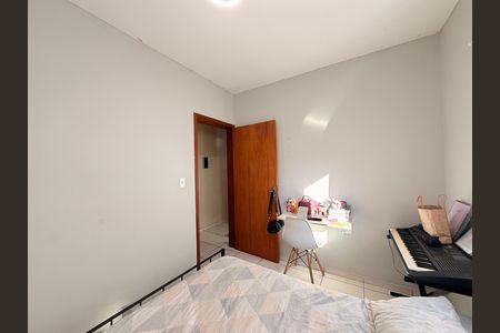 Quarto 2 de casa à venda com 2 quartos, 123m² em Parque Residencial Almerinda Chaves, Jundiaí