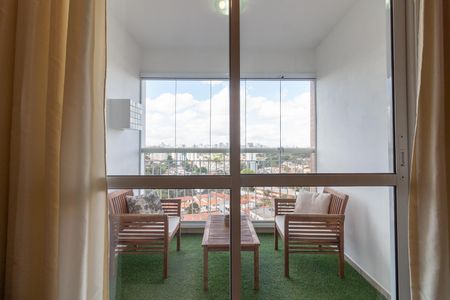 Apartamento para alugar com 70m², 3 quartos e 2 vagas Apartamento para alugar com 70m², 3 quartos e 2 vagasVaranda