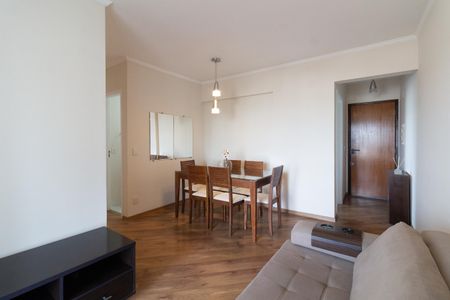 Sala de apartamento para alugar com 3 quartos, 70m² em Vila Gomes, São Paulo