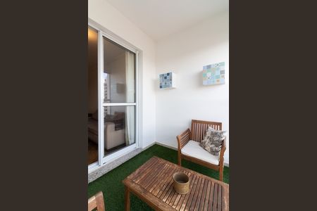 Varanda de apartamento para alugar com 3 quartos, 70m² em Vila Gomes, São Paulo