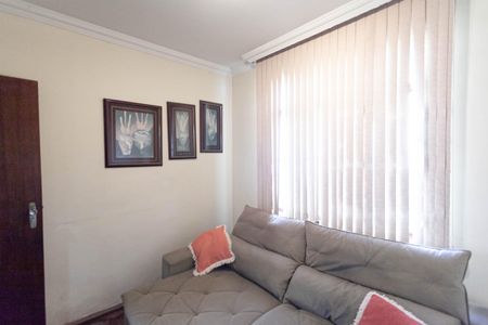 Casa à venda com 250m², 3 quartos e 3 vagas Casa à venda com 250m², 3 quartos e 3 vagasQuarto 1