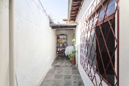 Casa à venda com 250m², 3 quartos e 3 vagas Casa à venda com 250m², 3 quartos e 3 vagasÁrea de serviço