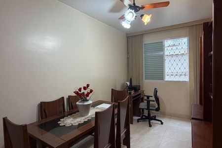 Apartamento para alugar com 90m², 3 quartos e 1 vaga Apartamento para alugar com 90m², 3 quartos e 1 vagaSala