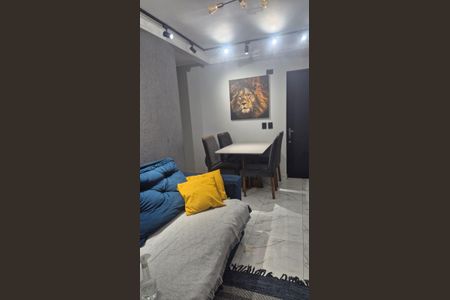 Sala de apartamento à venda com 2 quartos, 44m² em Parque Oratório, Santo André