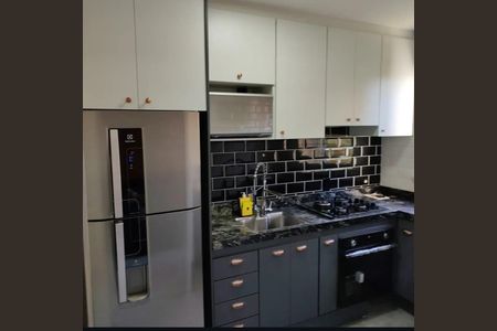 Cozinha de apartamento à venda com 2 quartos, 44m² em Parque Oratório, Santo André