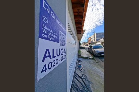 Casa para alugar com 85m², 2 quartos e 2 vagas Casa para alugar com 85m², 2 quartos e 2 vagasPlaca