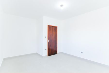 Casa para alugar com 85m², 2 quartos e 2 vagasQuarto 1