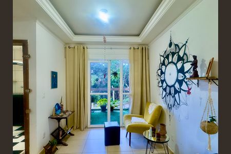 Sala de apartamento à venda com 2 quartos, 80m² em Jardim Valeria, Guarulhos